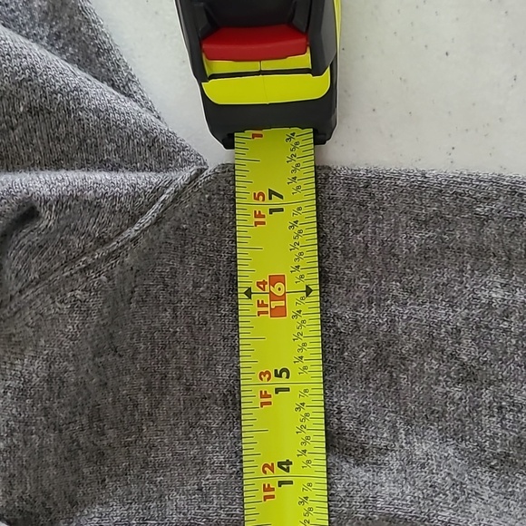 Banana Republic Grey Luxury Cashmere Blend Sweater with Ribbed Detail size Small - Picture 5 of 6